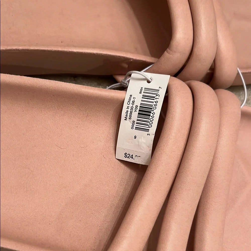 Old Navy Pink Slide Sandals with Minimalist Design